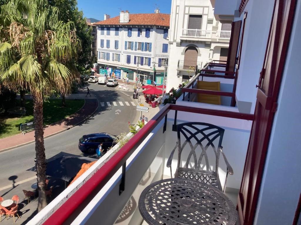 Superbe Appartement T3 Au Centre Plage .Parking Hendaye Kültér fotó