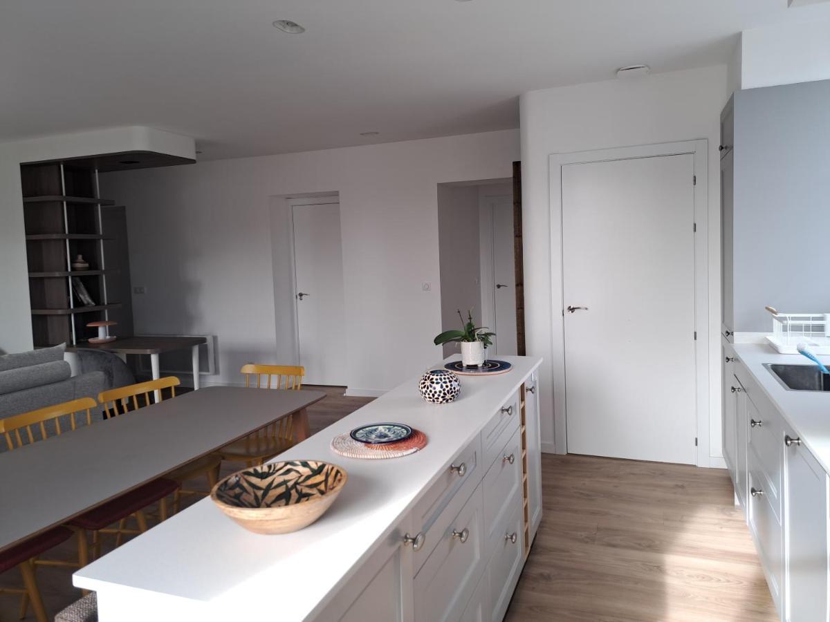 Superbe Appartement T3 Au Centre Plage .Parking Hendaye Kültér fotó